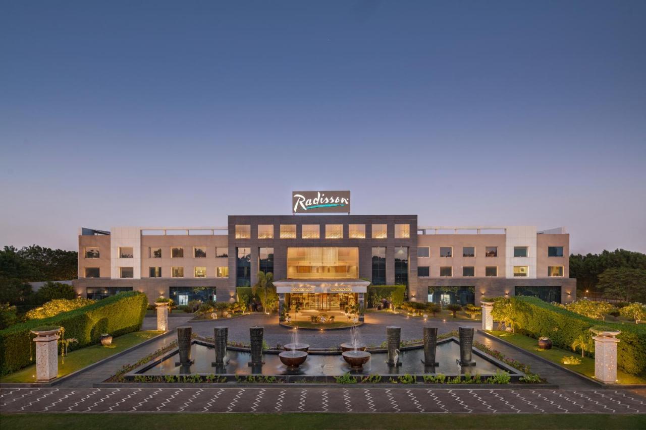 Radisson Resort & Spa Kandla Gāndhīdhām Екстериор снимка