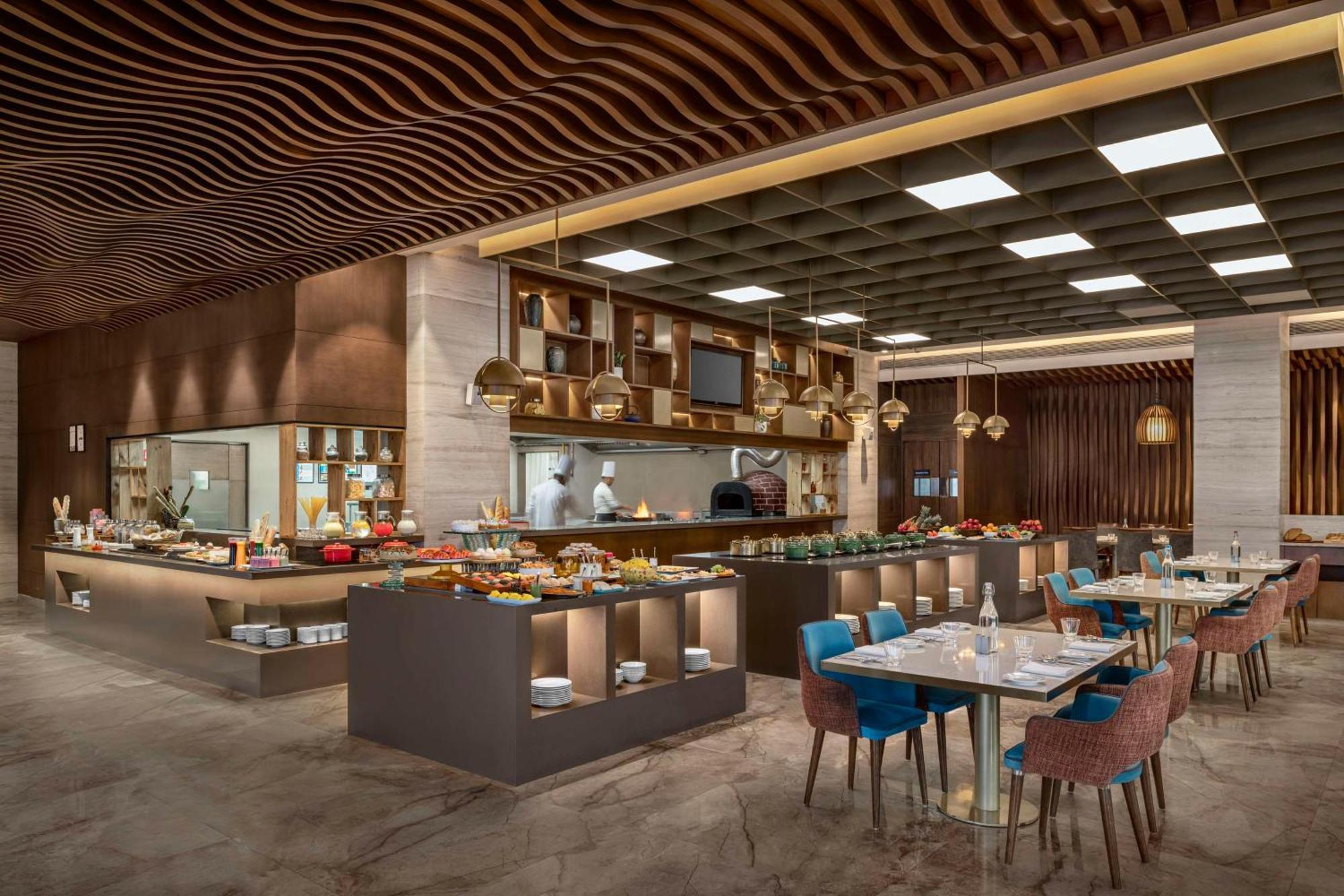 Radisson Resort & Spa Kandla Gāndhīdhām Екстериор снимка